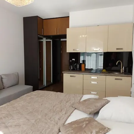 Regina Maris Apartman *